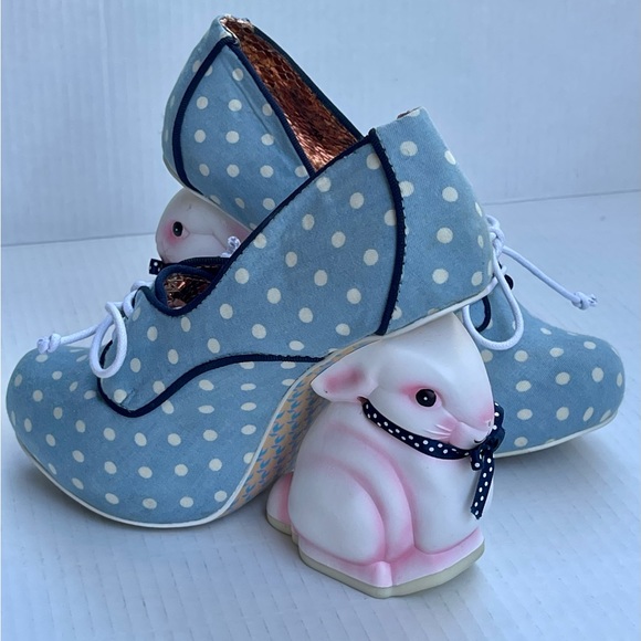 SOLD - Irregular Choice Flopsy Bunny Rabbit Statement Heels - Retro Polka Dot - Picture 2 of 9